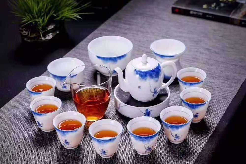 青花整套茶具(公道杯+品茗杯)